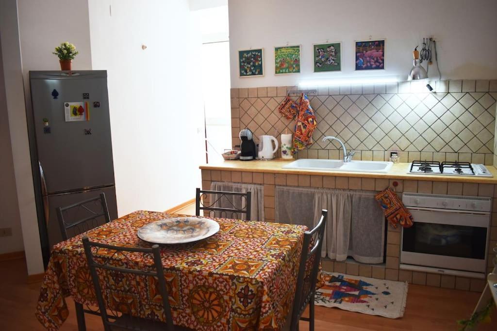 Appartamento Nel Centro Storico Di Palermo - Via Meli'S House Exteriör bild