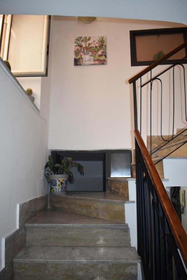 Appartamento Nel Centro Storico Di Palermo - Via Meli'S House Exteriör bild